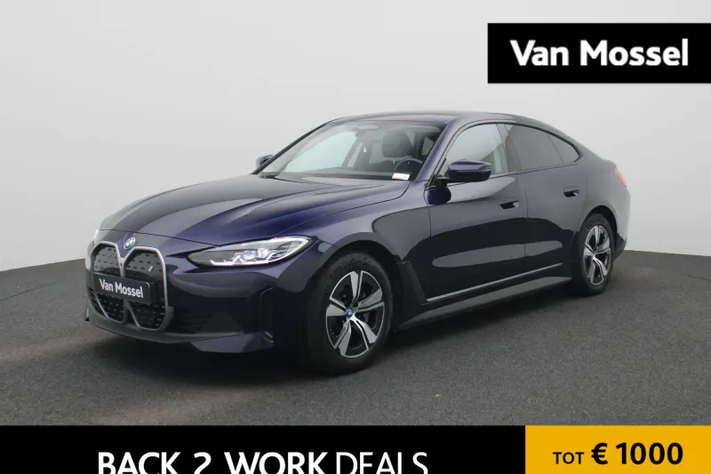 BMW i4 (2023)