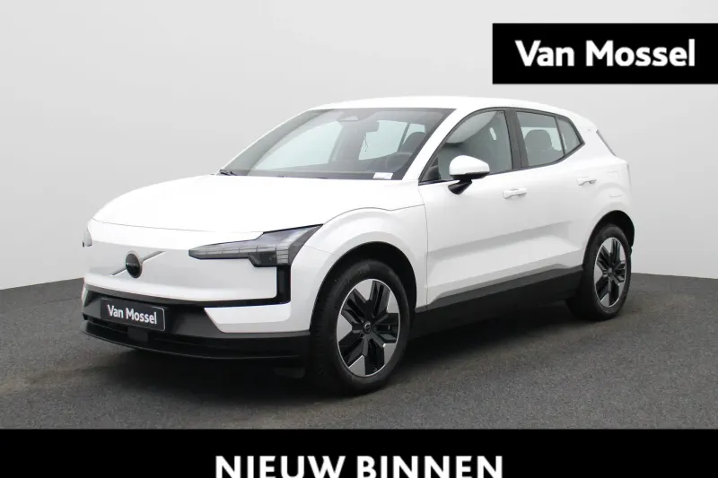 Volvo EX30 (2024)