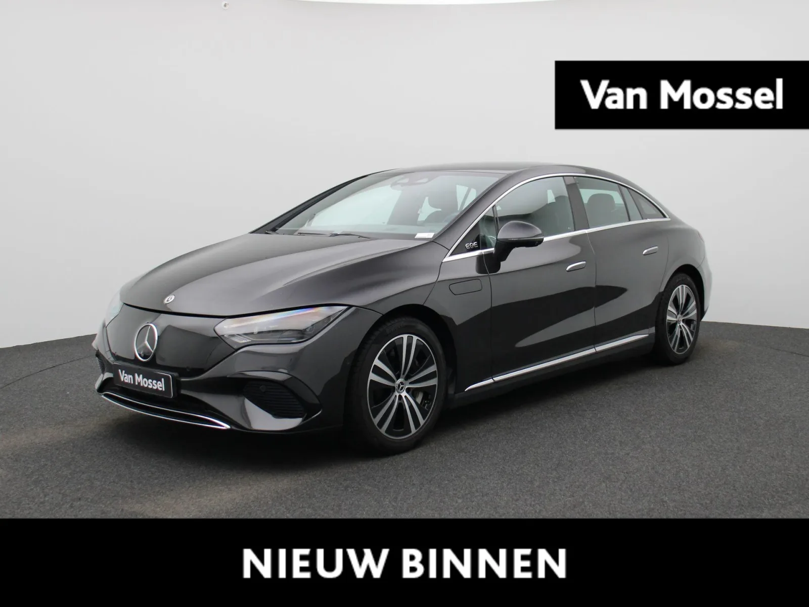 Mercedes-Benz EQE (2022) — foto 1