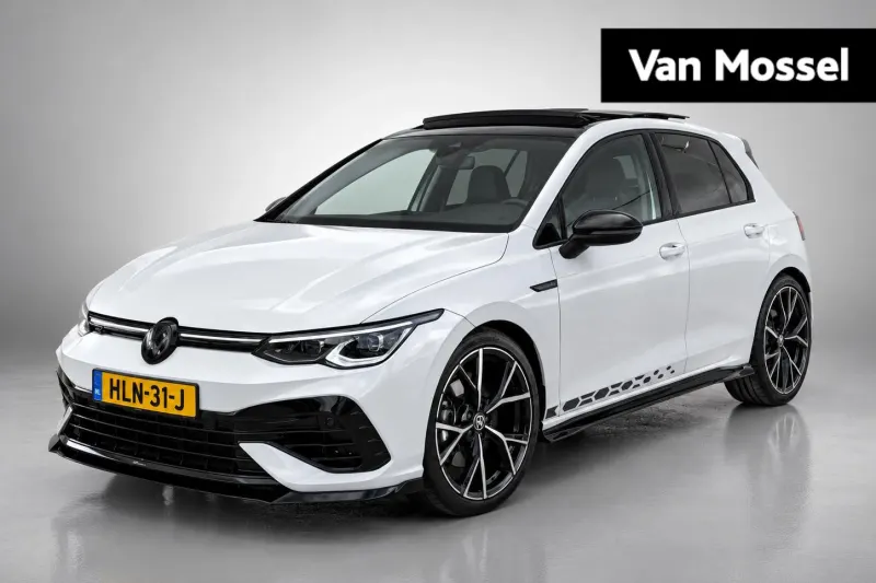 Volkswagen Golf (2024)