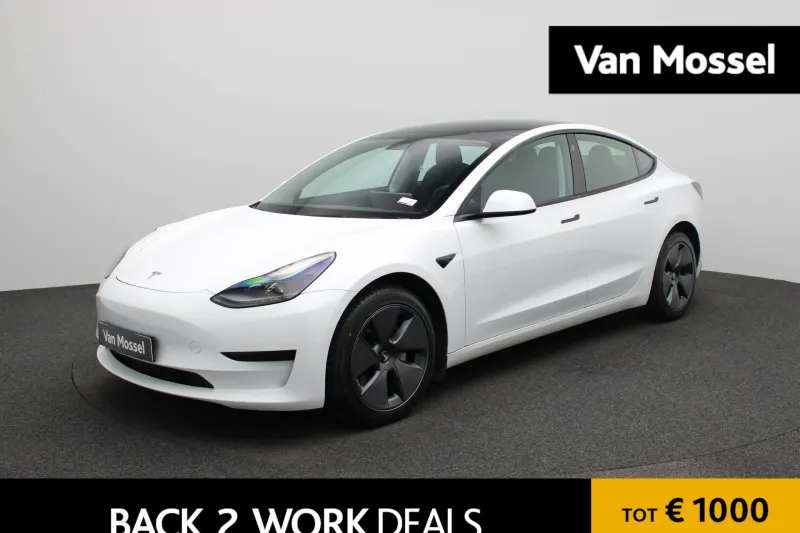 Tesla Model 3 (2023)