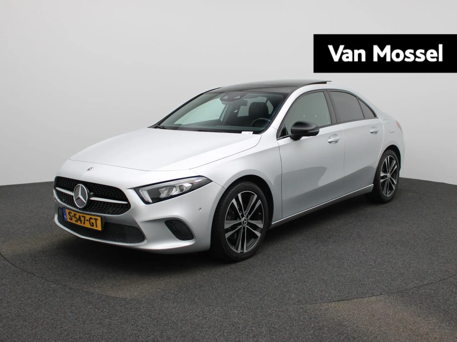 Mercedes-Benz A-Klasse (2020) — foto 1