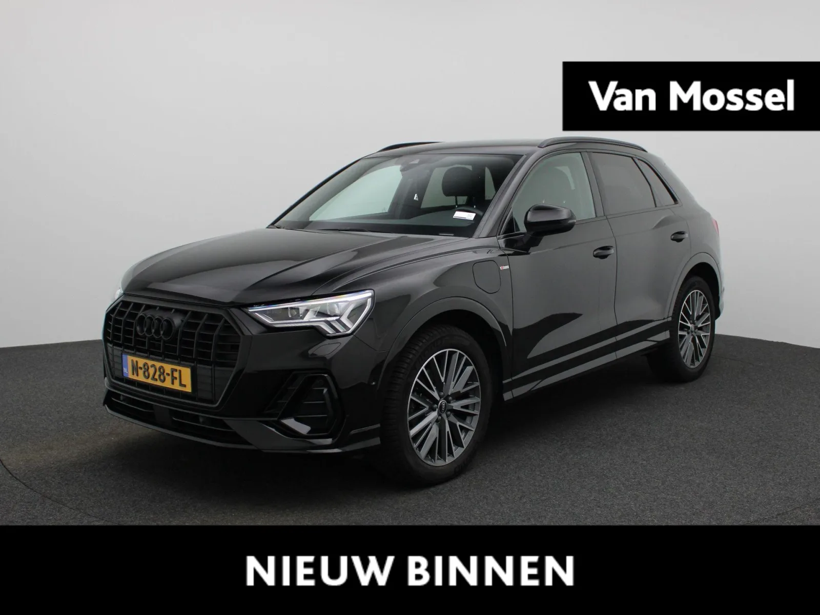 Audi Q3 (2021) — foto 1