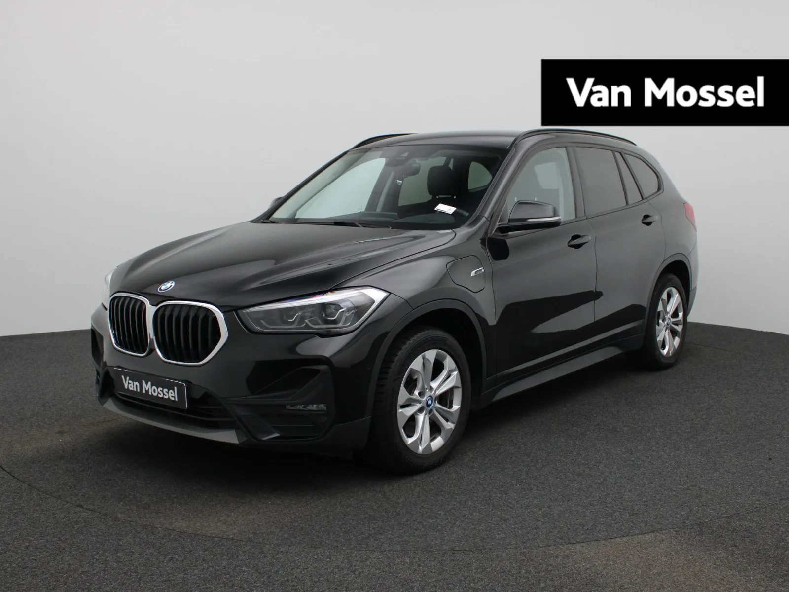 BMW X1 (2022) — foto 1