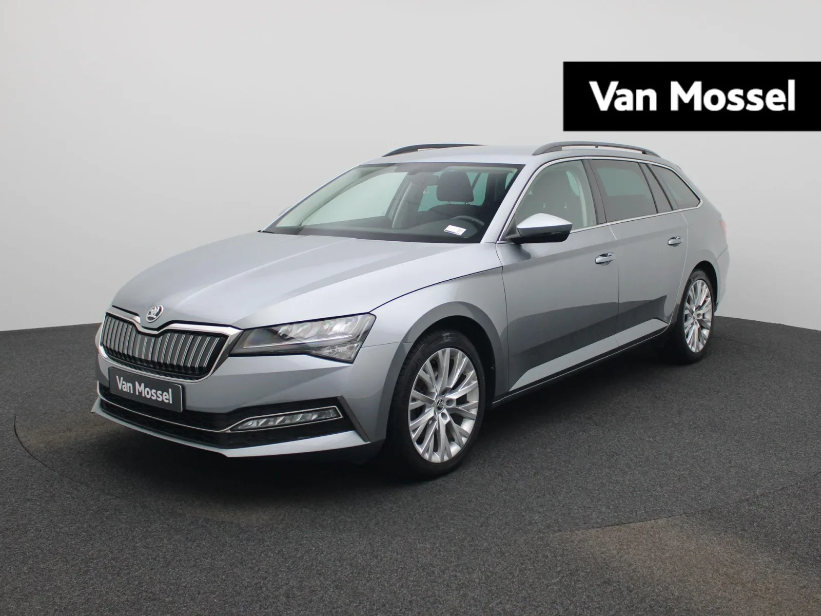 Škoda Superb (2021) — foto 1
