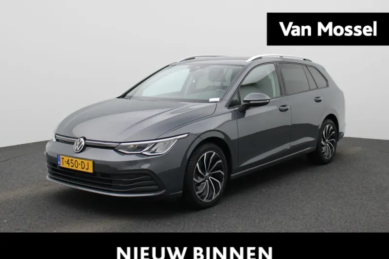 Volkswagen Golf (2023)