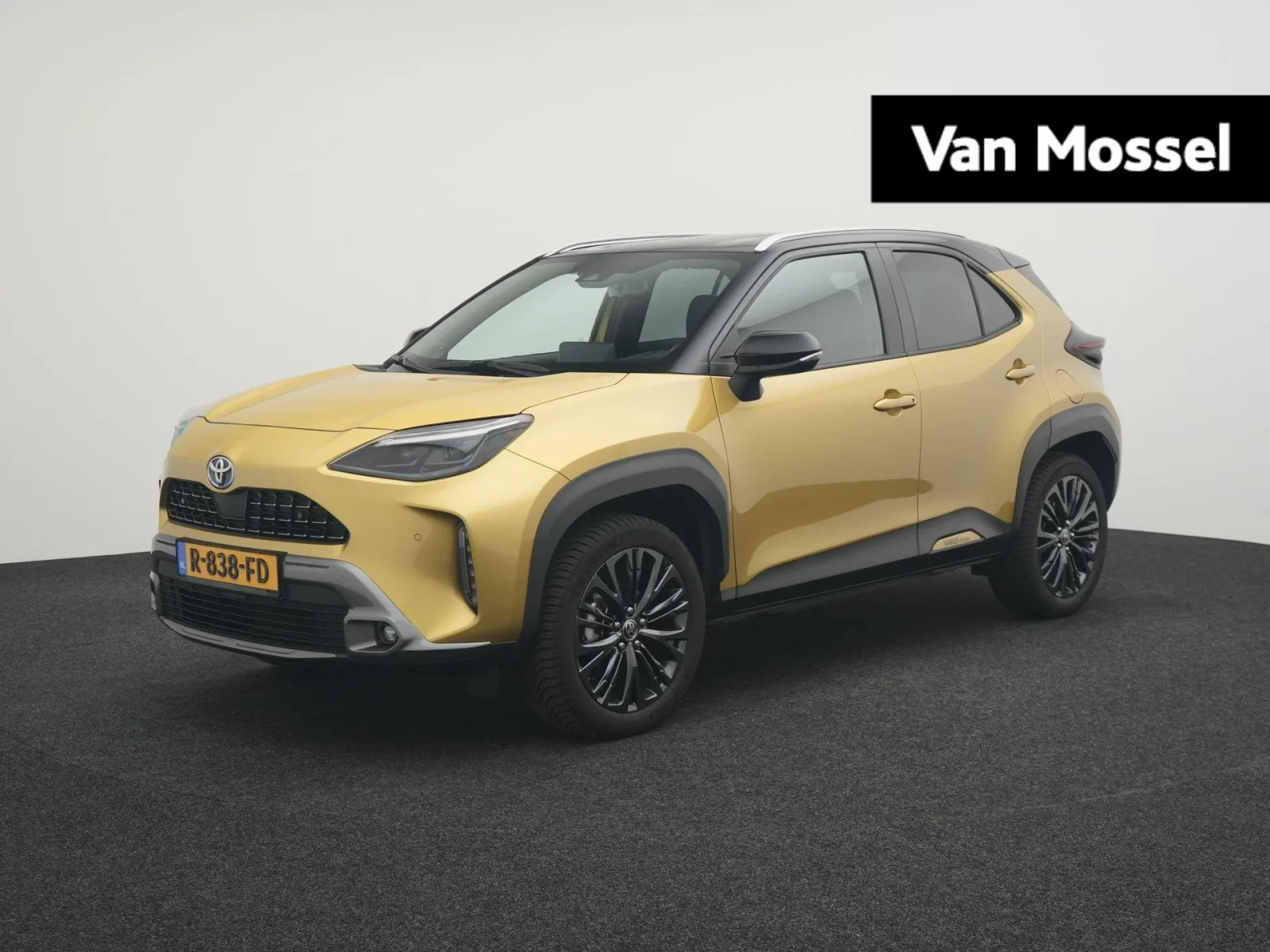 Toyota Yaris Cross (2022) — foto 1