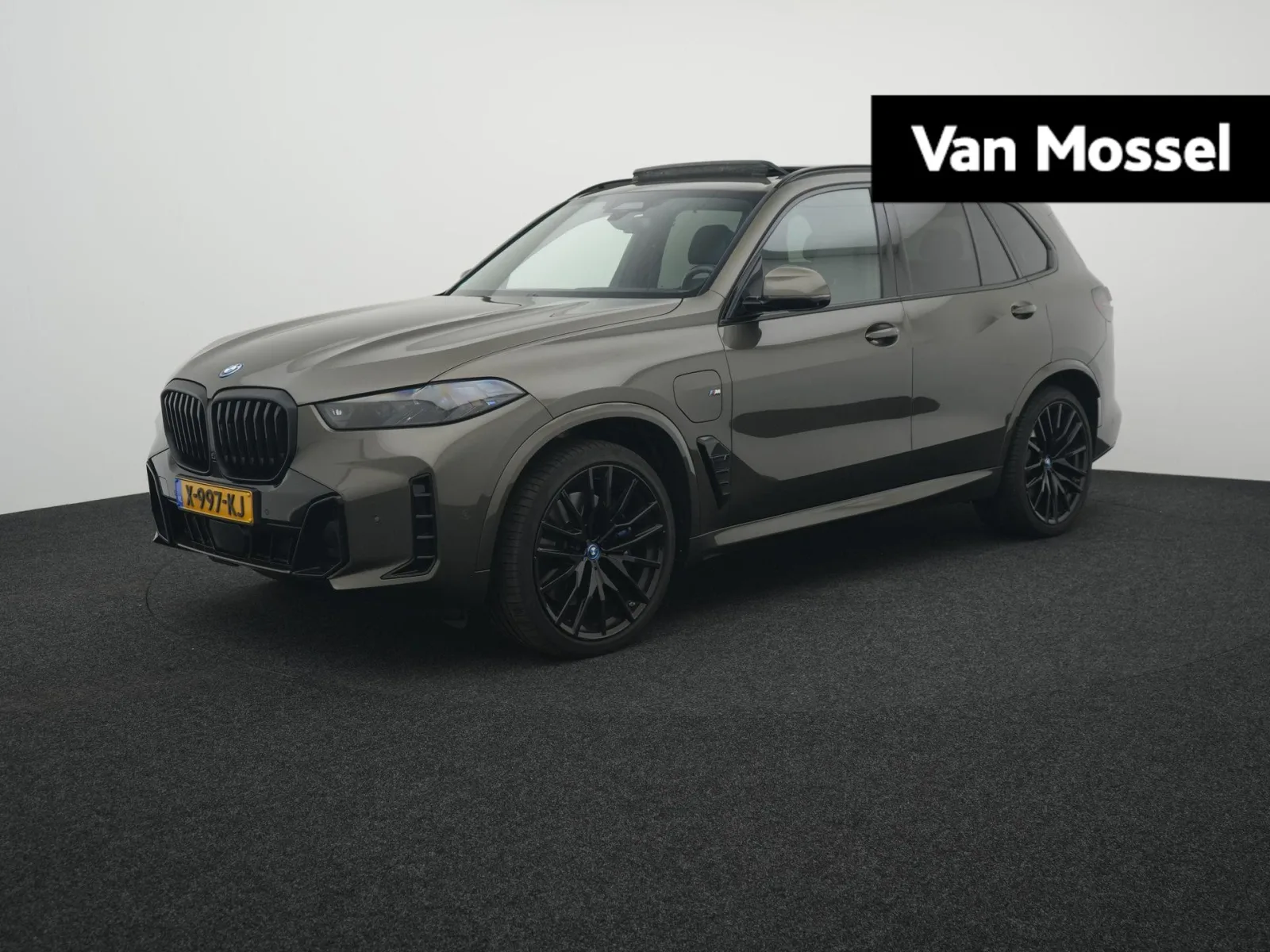 BMW X5 (2023) — foto 1