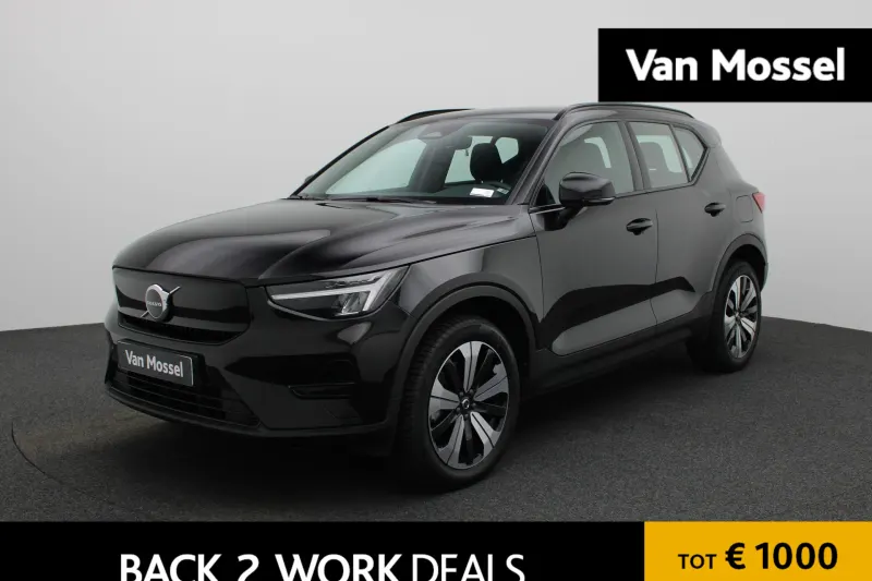 Volvo XC40 (2023)