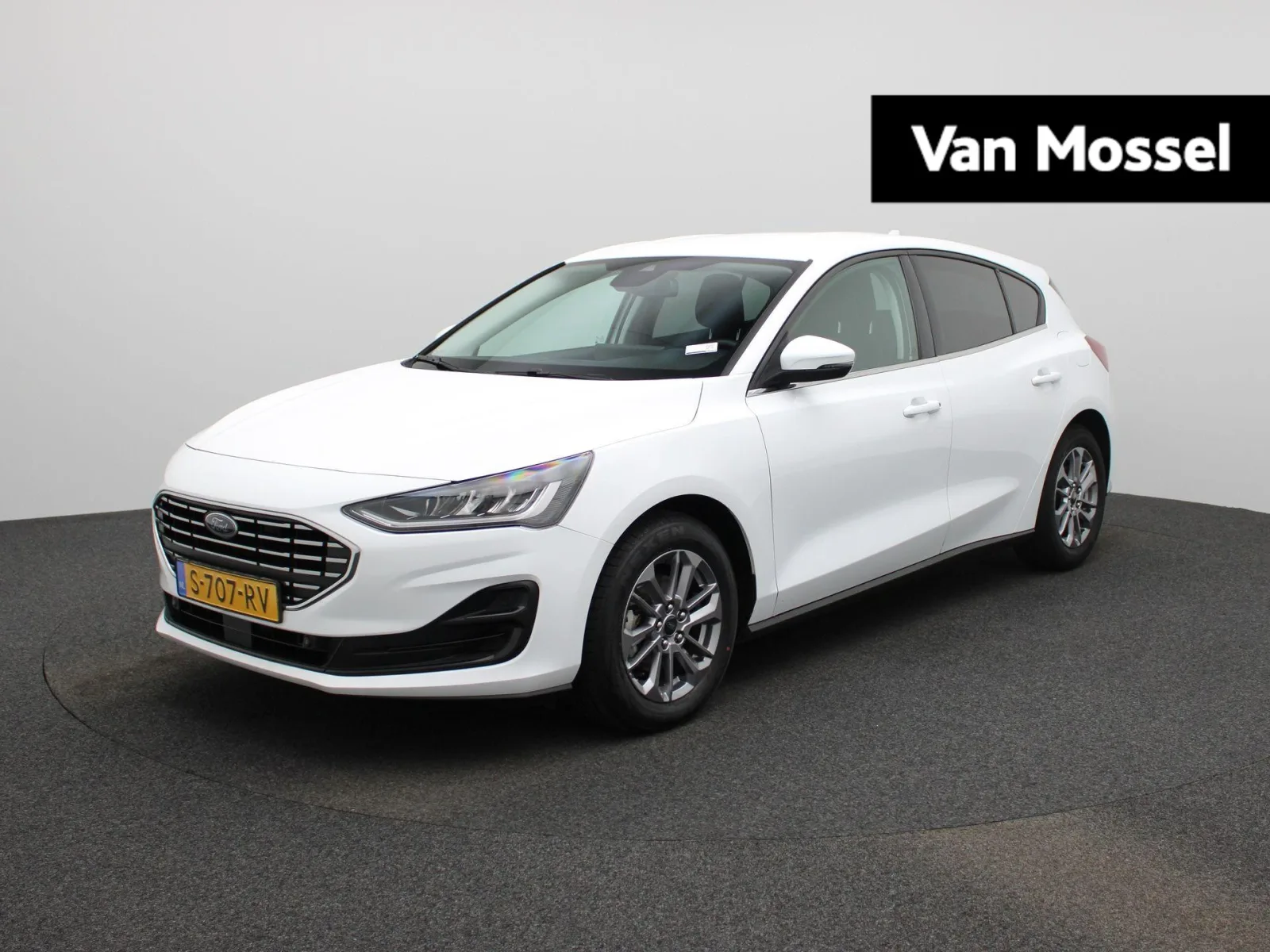 Ford Focus (2023) — foto 1
