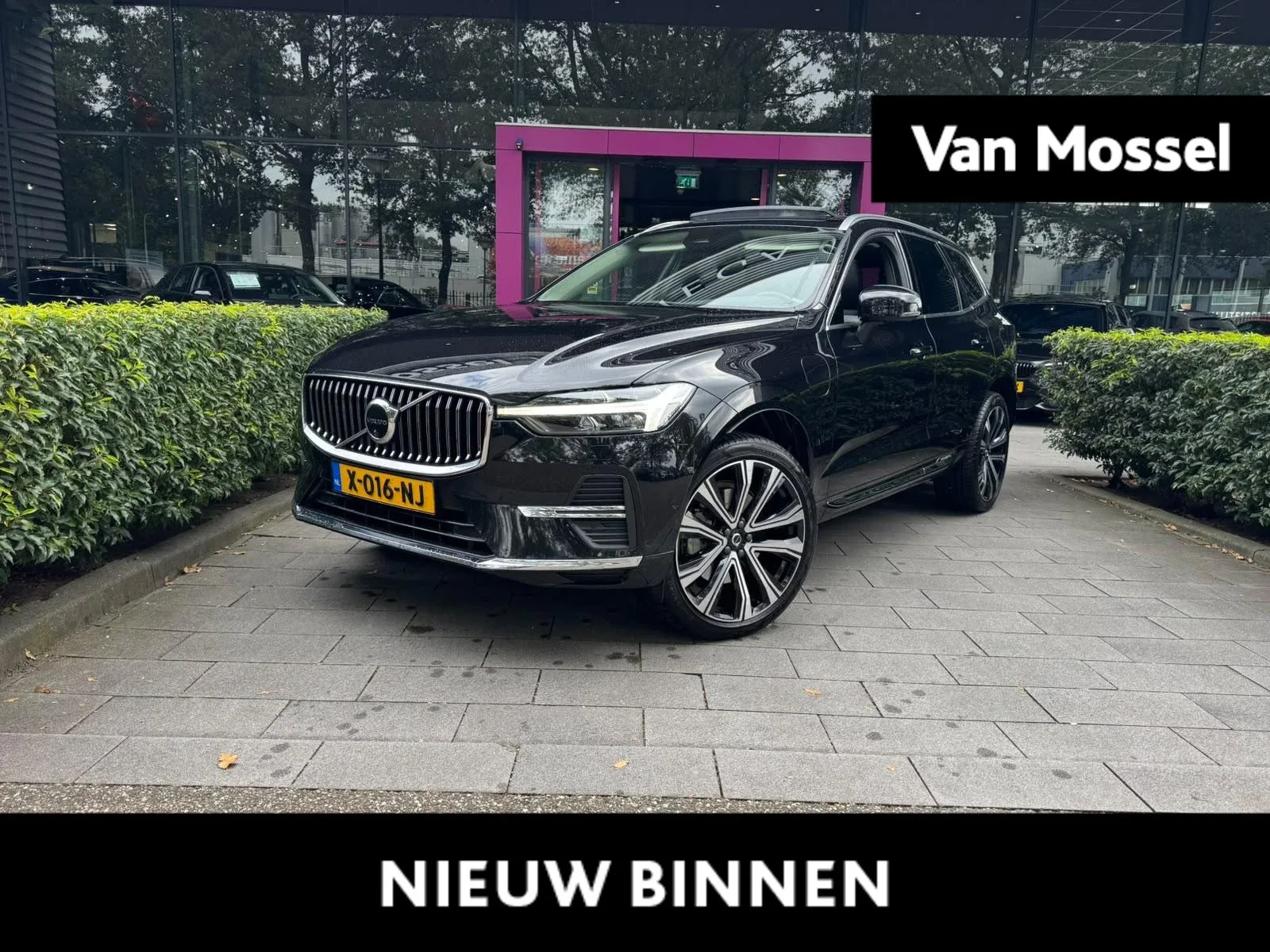 Volvo XC60 (2023) — foto 1