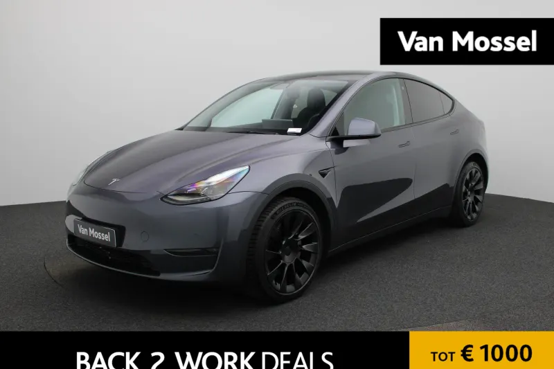Tesla Model Y (2022)