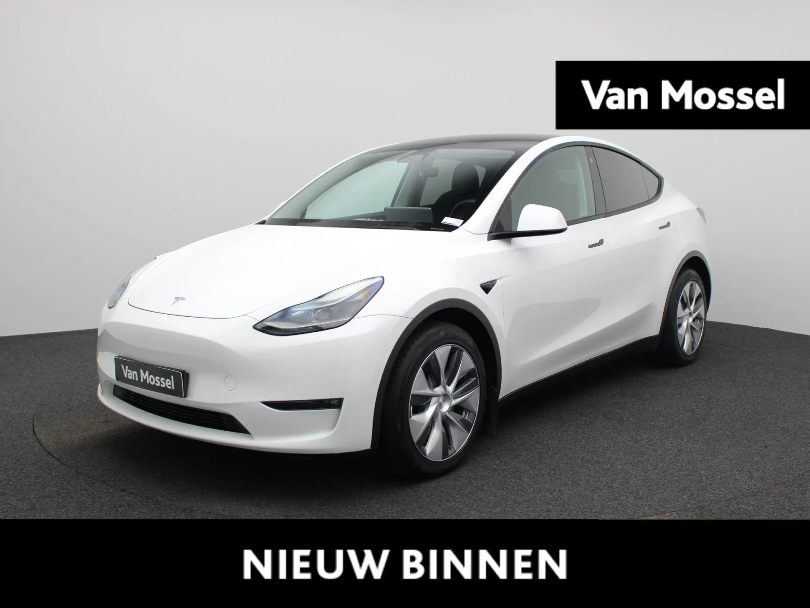 Tesla Model Y (2023) — foto 1