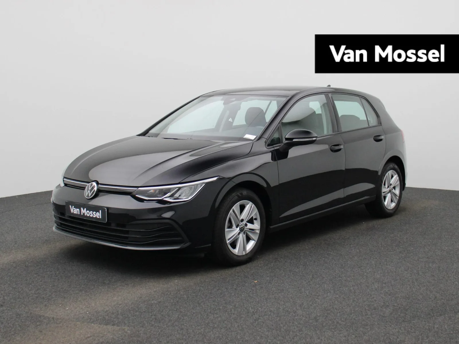 Volkswagen Golf (2021) — foto 1