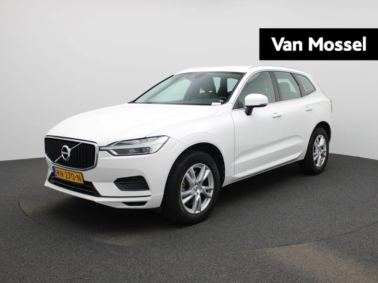 Volvo XC60 (2018) — foto 1