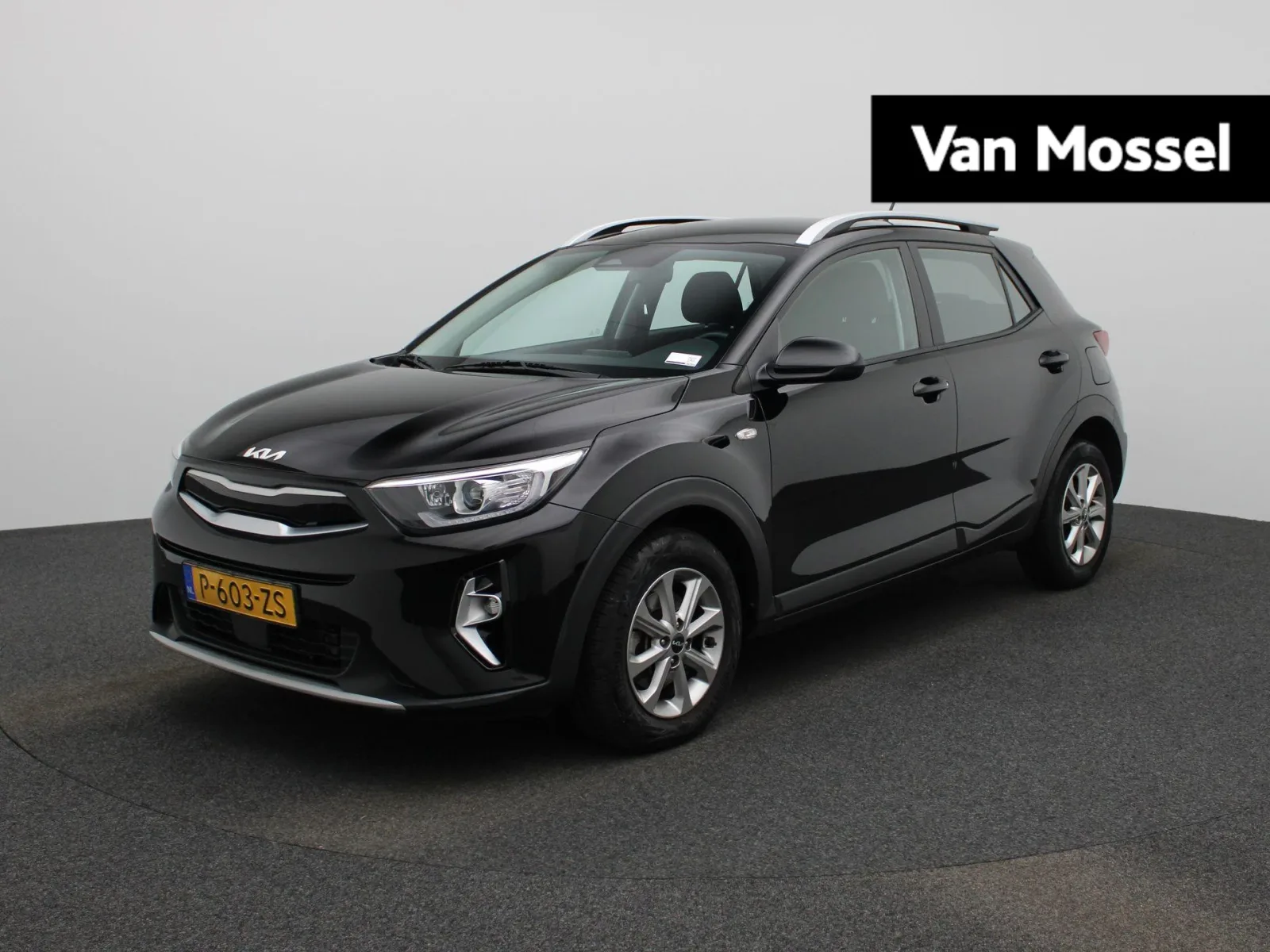 Kia Stonic (2022) — foto 1