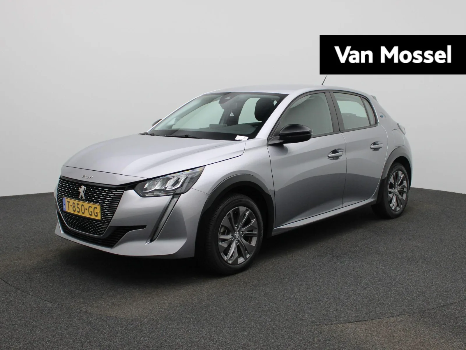 Peugeot e-208 (2023) — foto 1