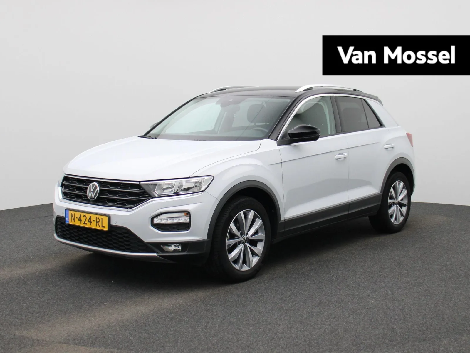 Volkswagen T-Roc (2022) — foto 1