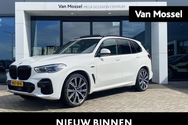 BMW X5 (2021)