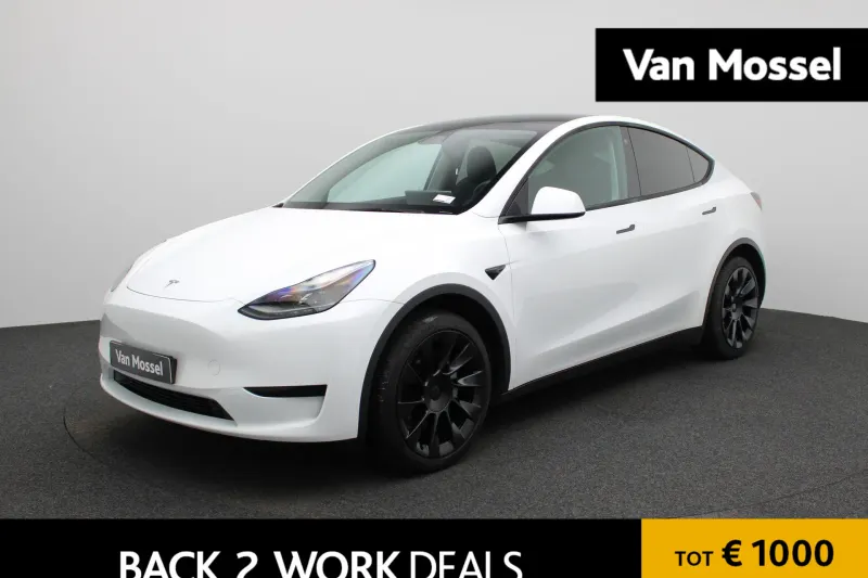 Tesla Model Y (2022)