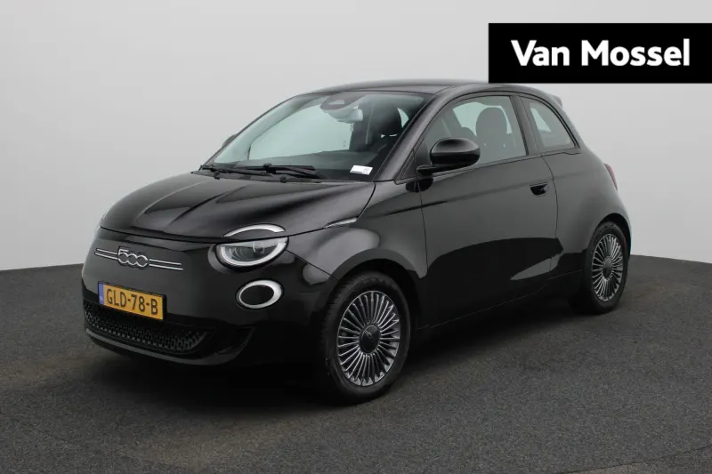 Fiat 500 (2022)