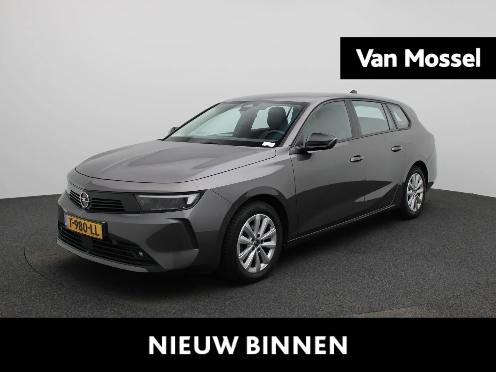 Opel Astra (2023) — foto 1