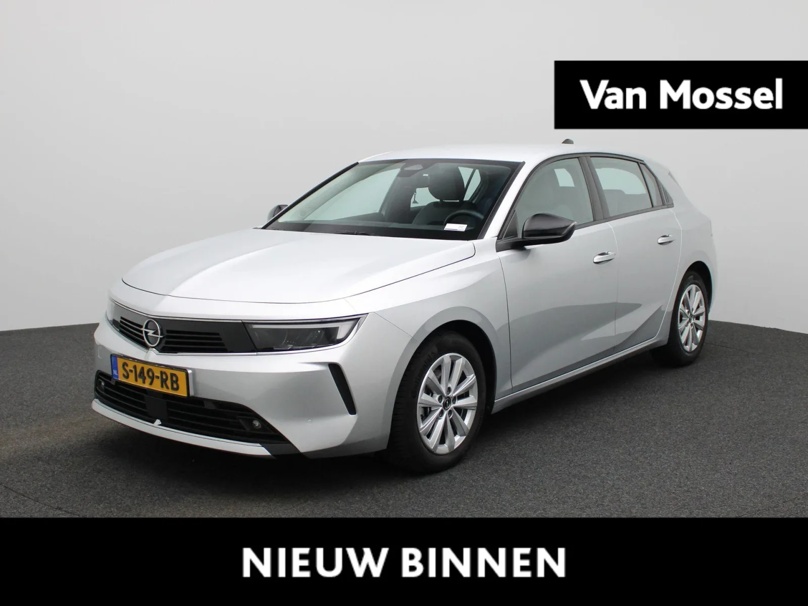 Opel Astra (2023) — foto 1
