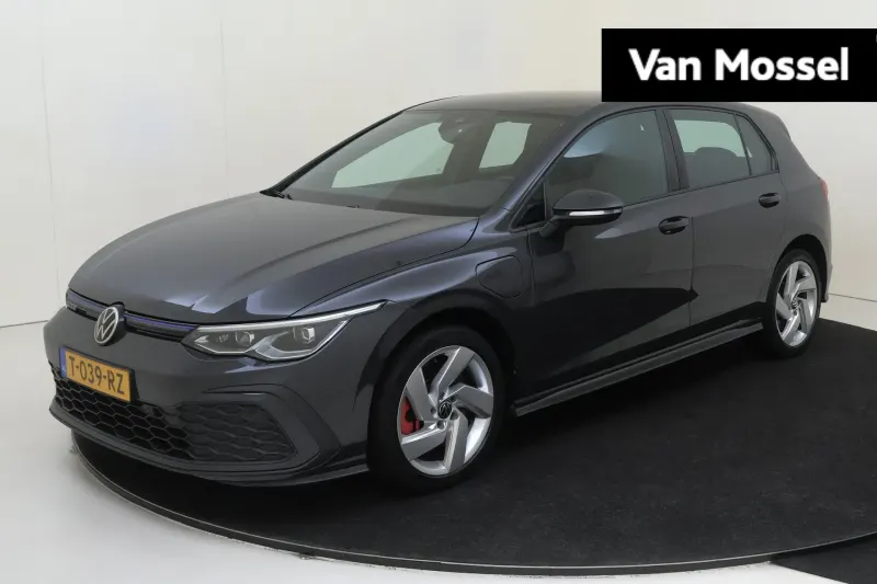Volkswagen Golf (2021)