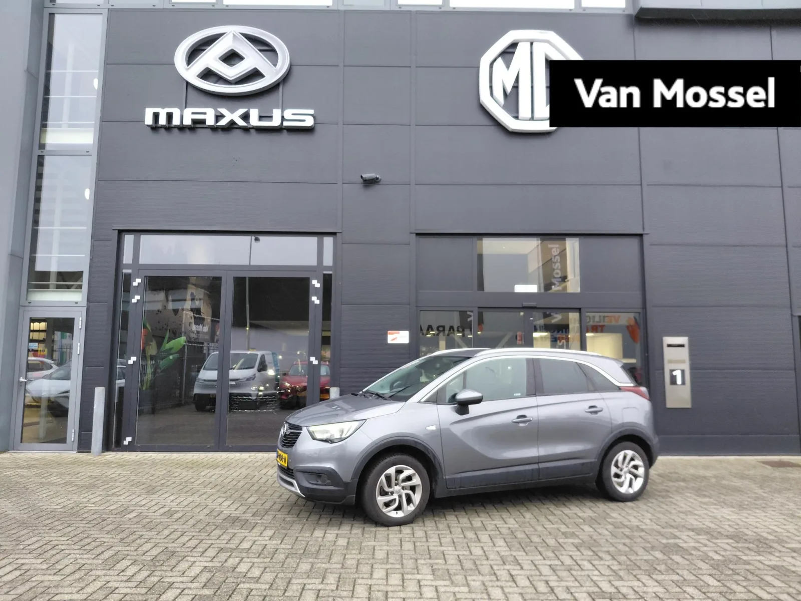 Opel Crossland (2018) — foto 1