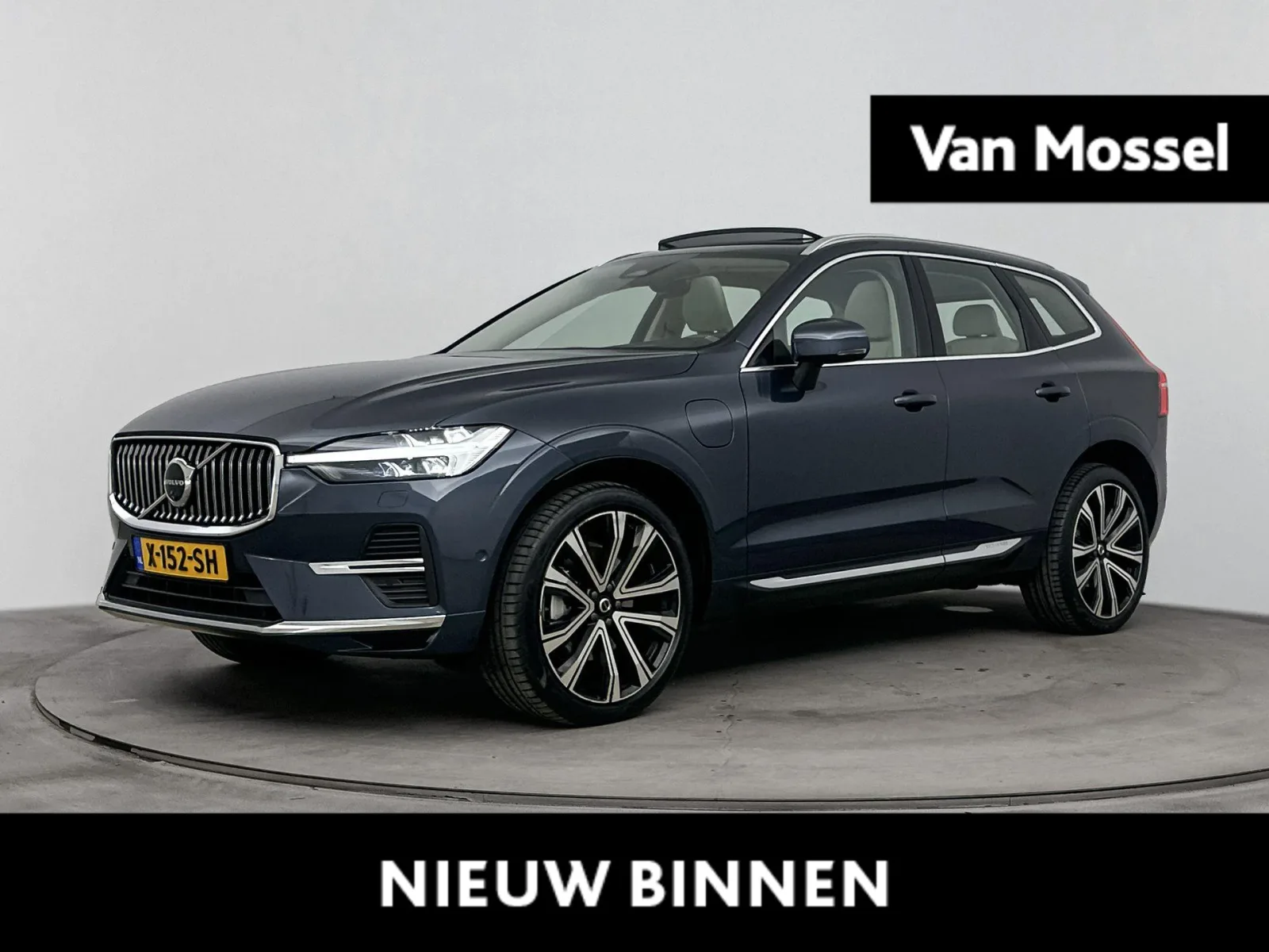 Volvo XC60 (2024) — foto 1