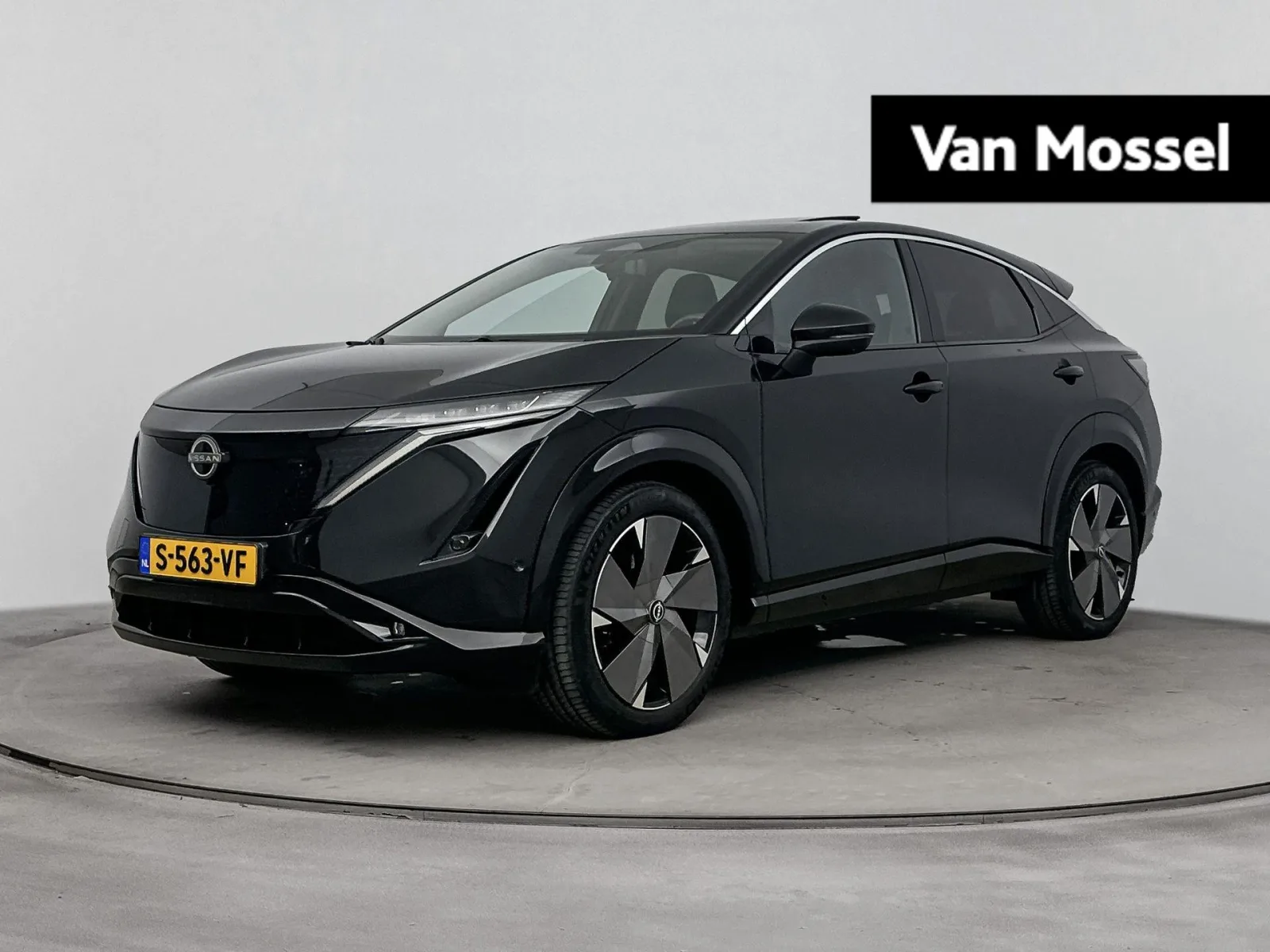 Nissan Ariya (2023) — foto 1