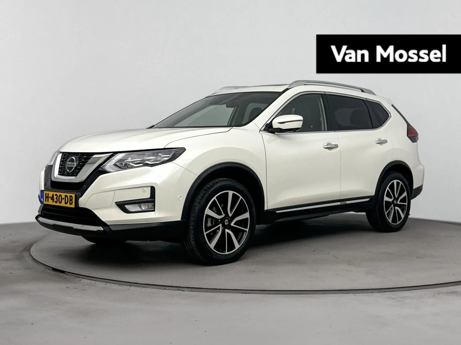 Nissan X-Trail (2019) — foto 1