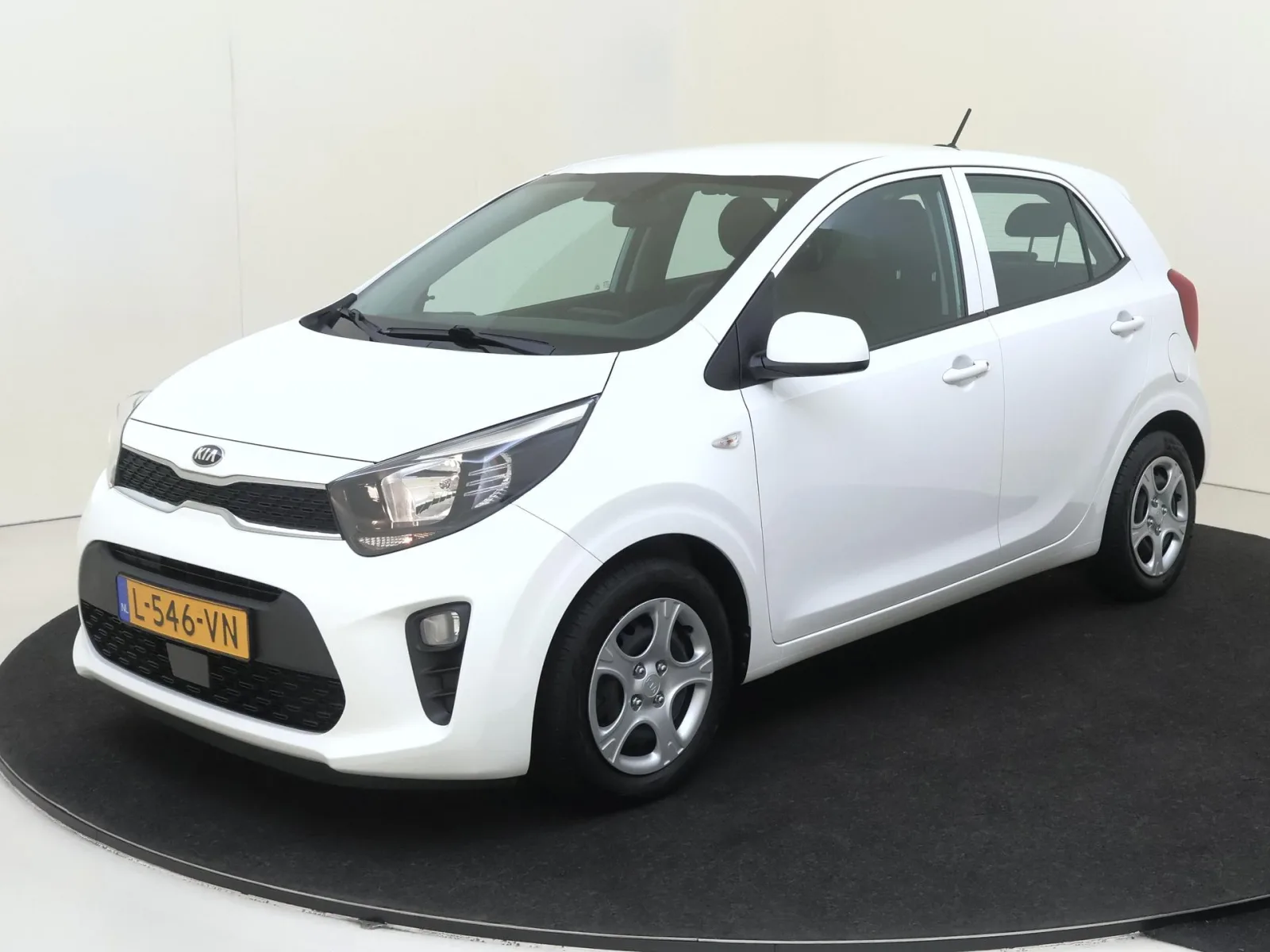 Kia Picanto (2021) — foto 1