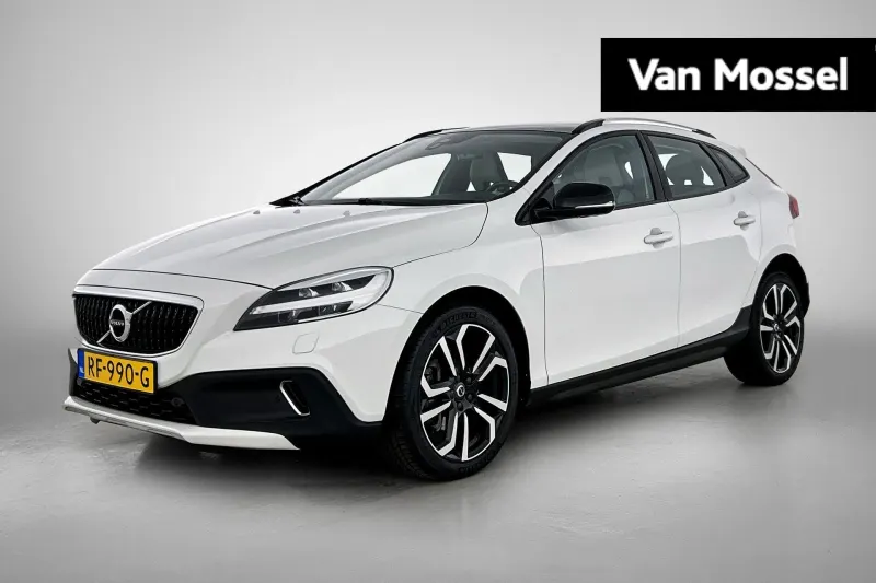 Volvo V40 Cross Country (2017)
