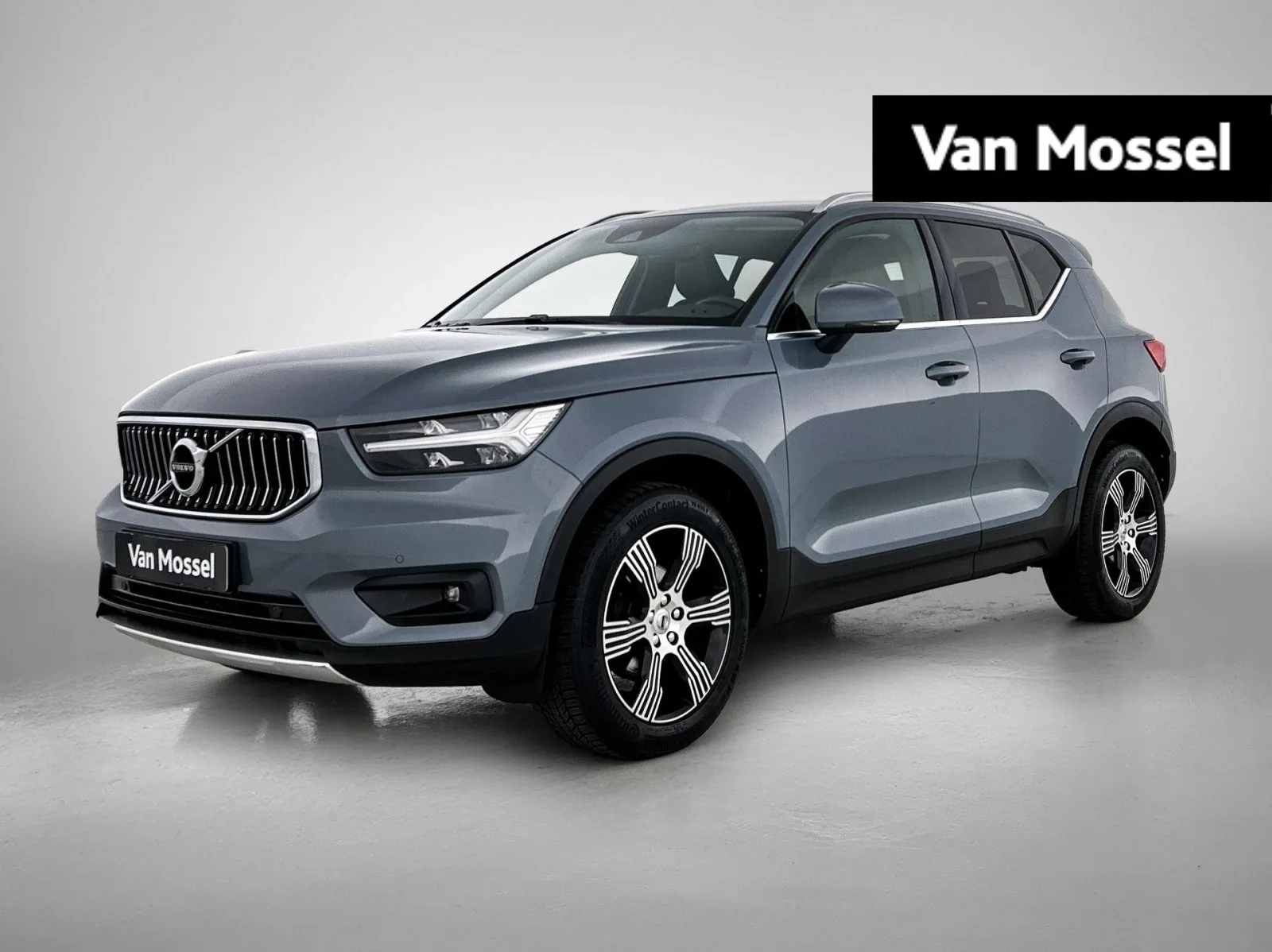 Volvo XC40 (2021) — foto 1