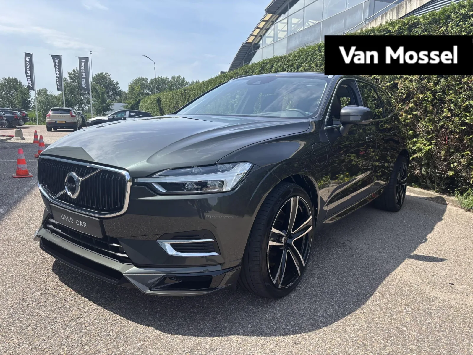 Volvo XC60 (2018) — foto 1