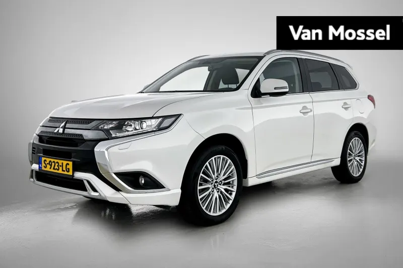 Mitsubishi Outlander (2020)
