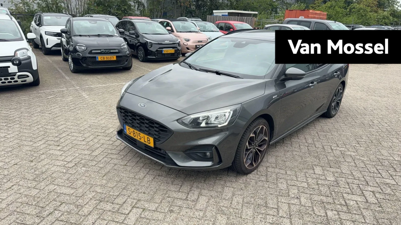 Ford Focus (2021) — foto 1