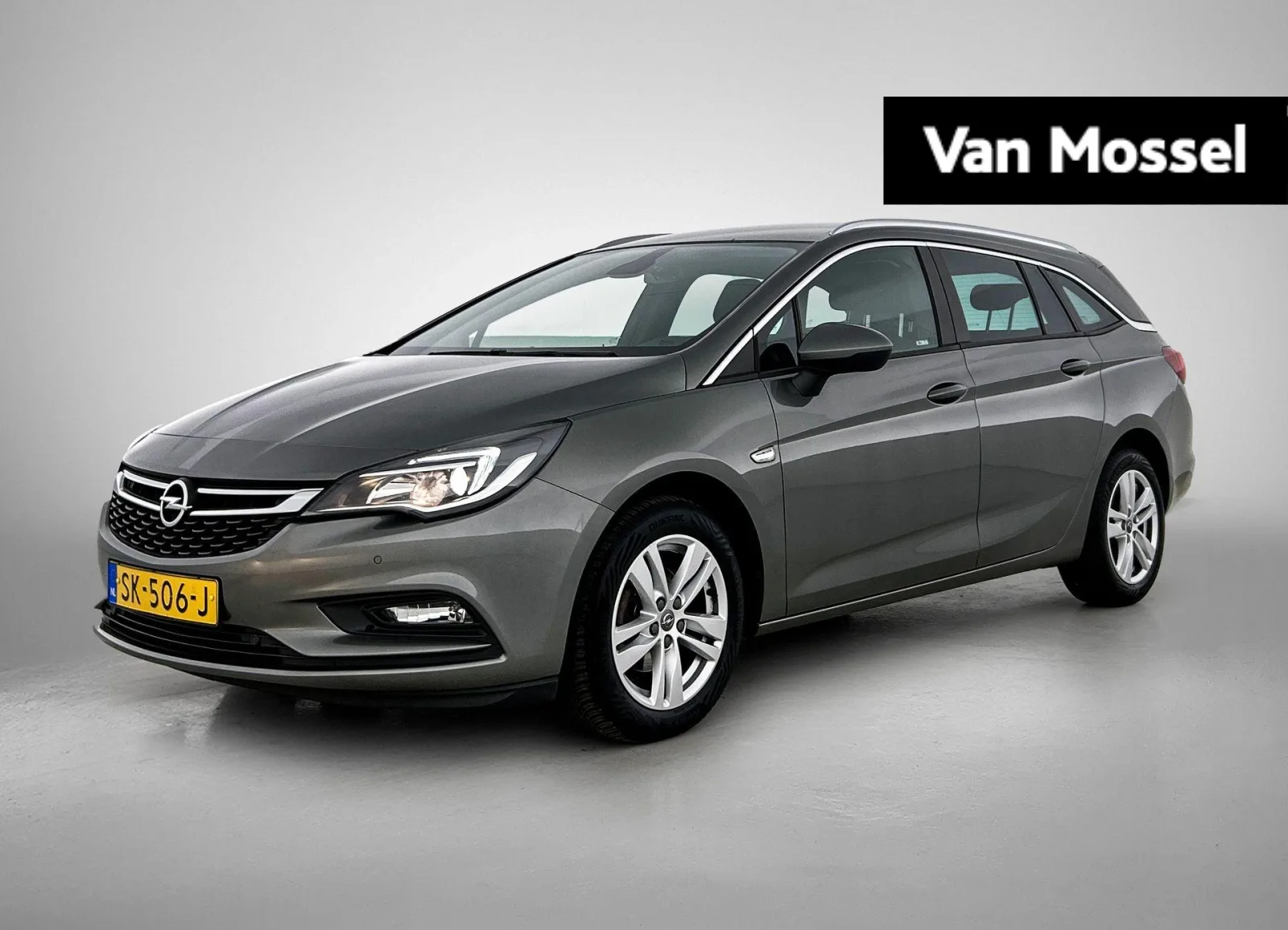 Opel Astra (2018) — foto 1
