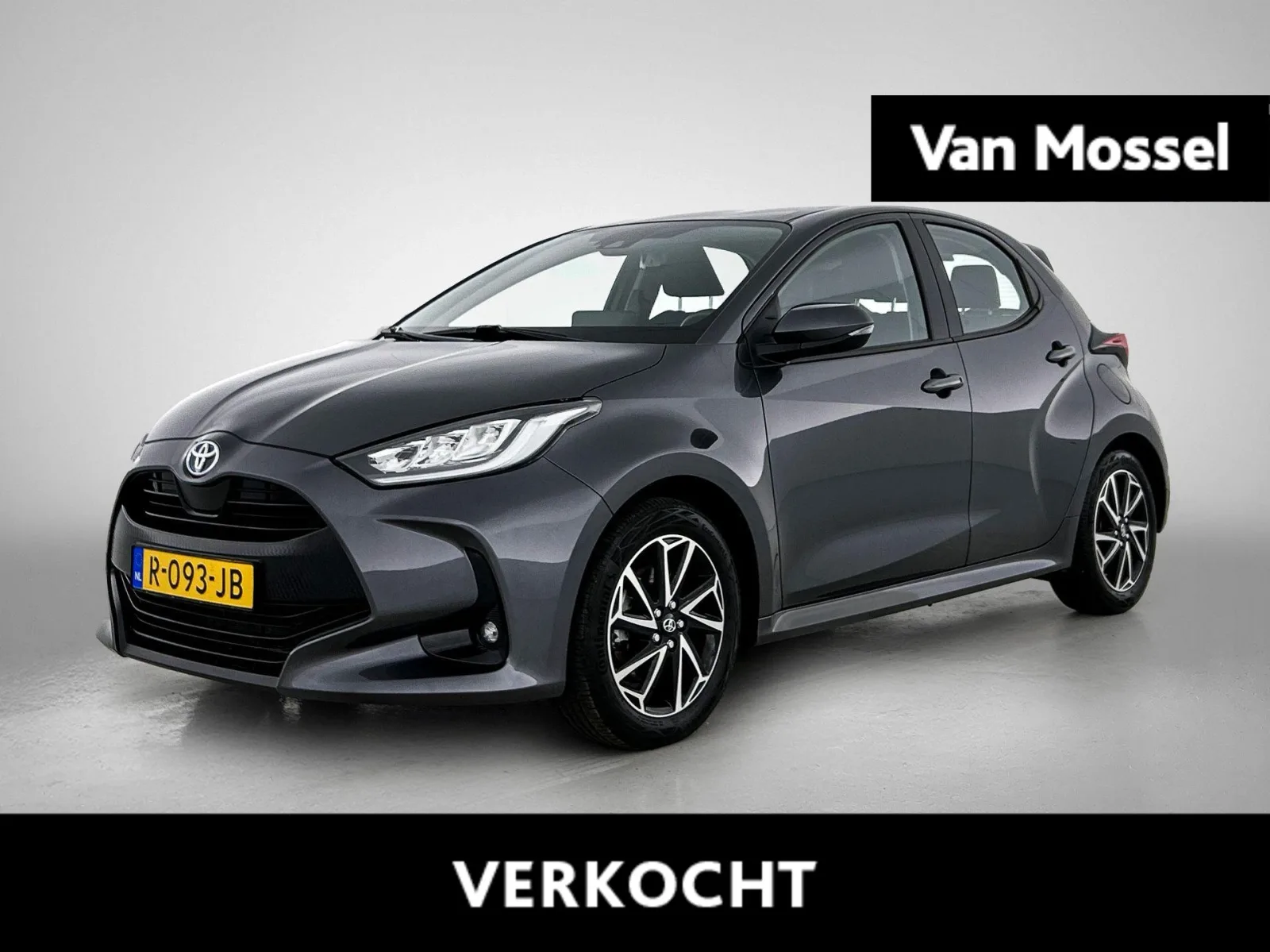 Toyota Yaris (2022) — foto 1