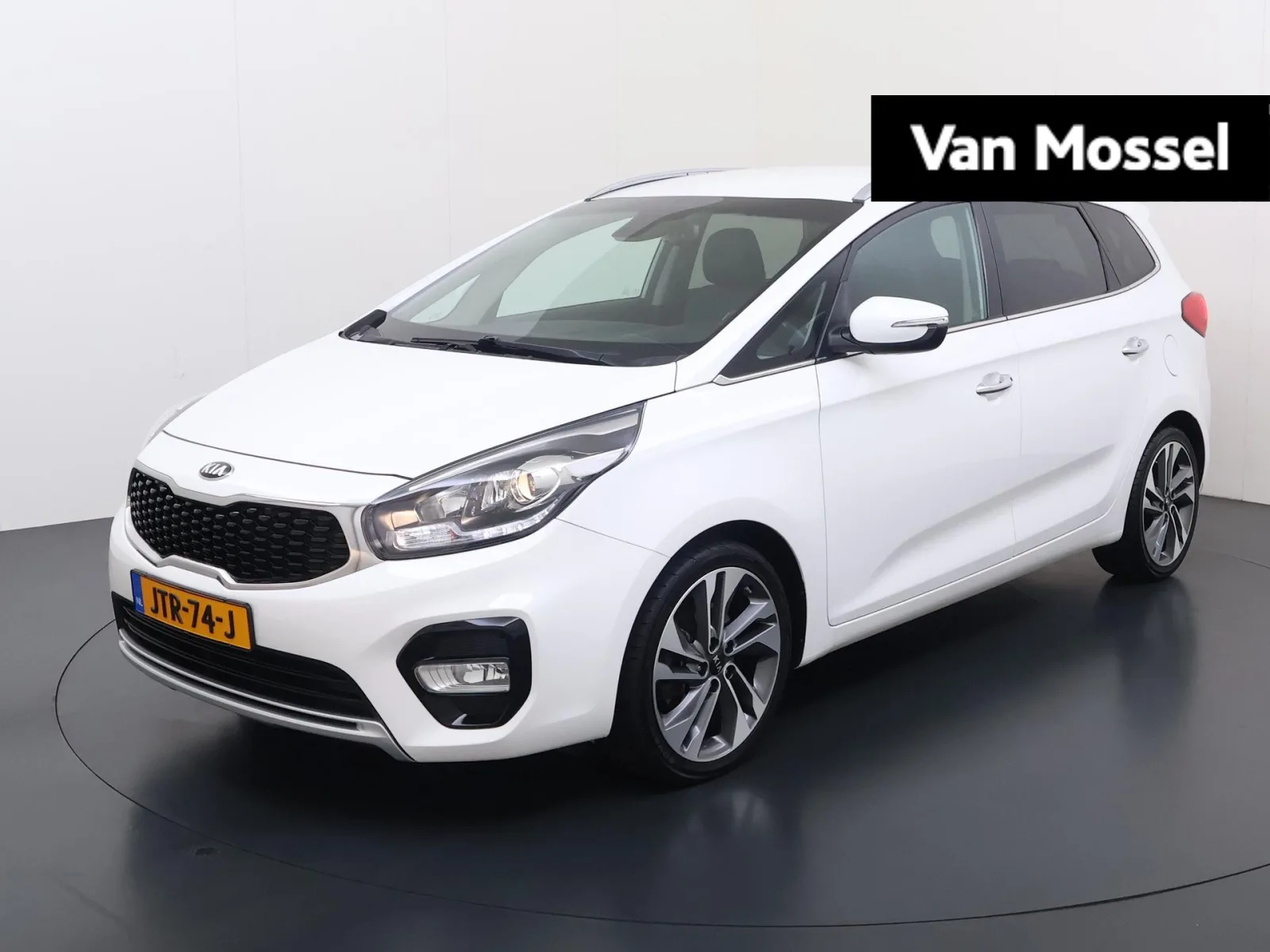 Kia Carens (2017) — foto 1