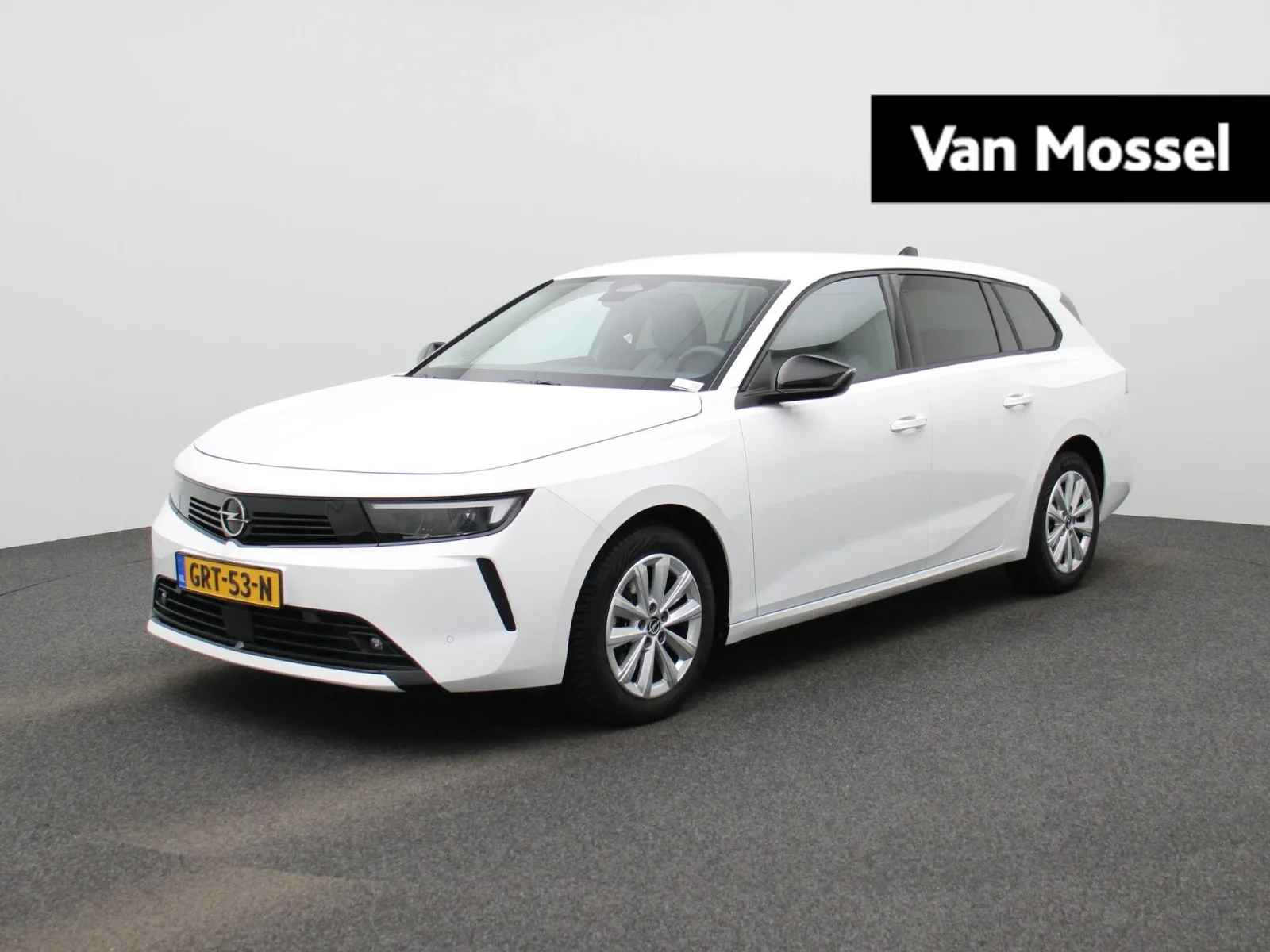 Opel Astra (2024) — foto 1