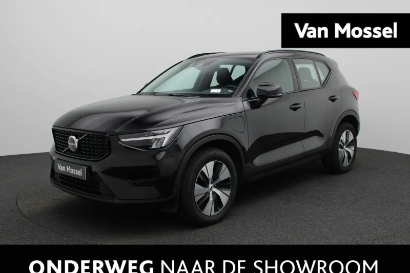 Volvo XC40 (2023)