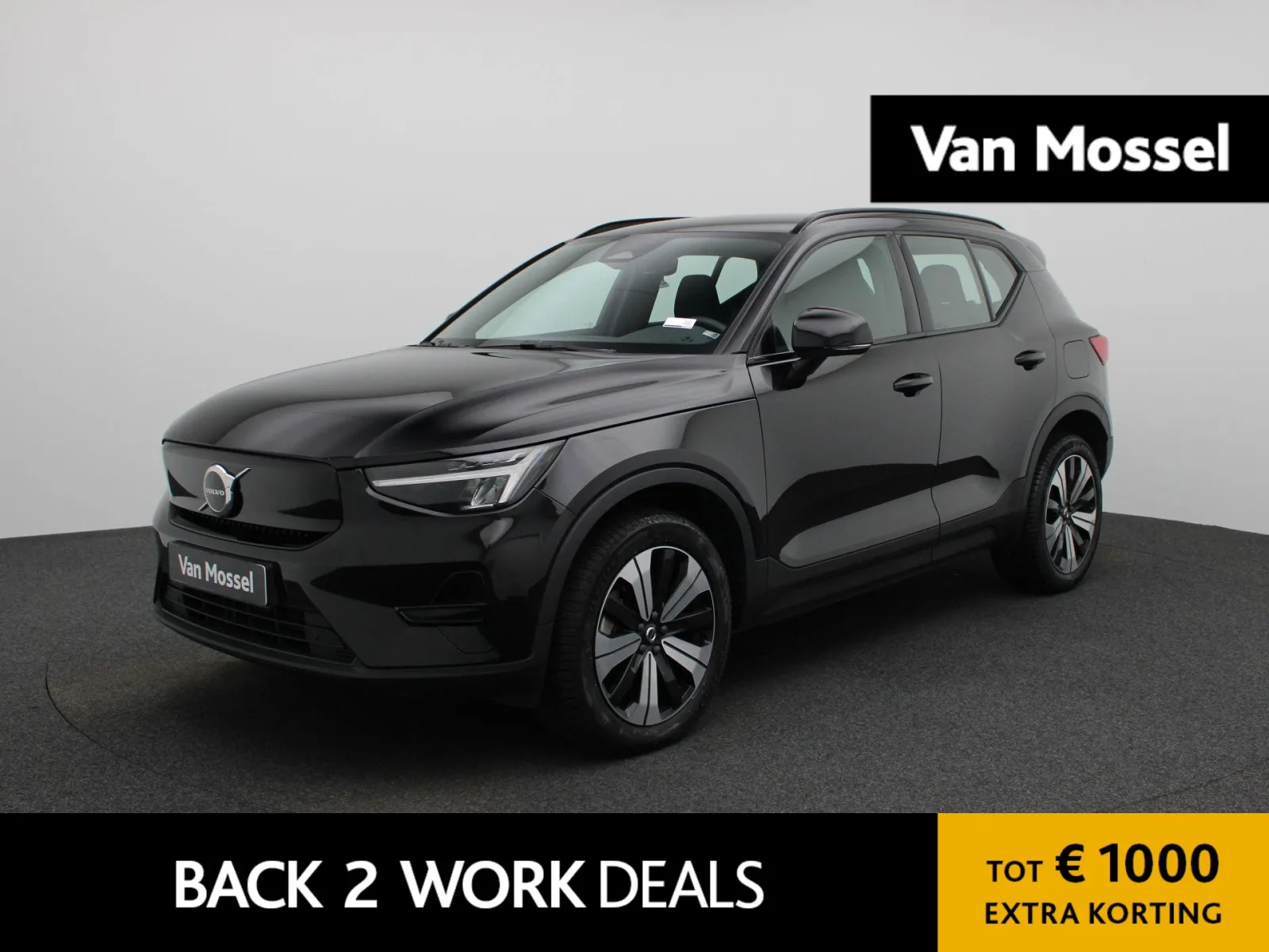 Volvo XC40 (2023) — foto 1