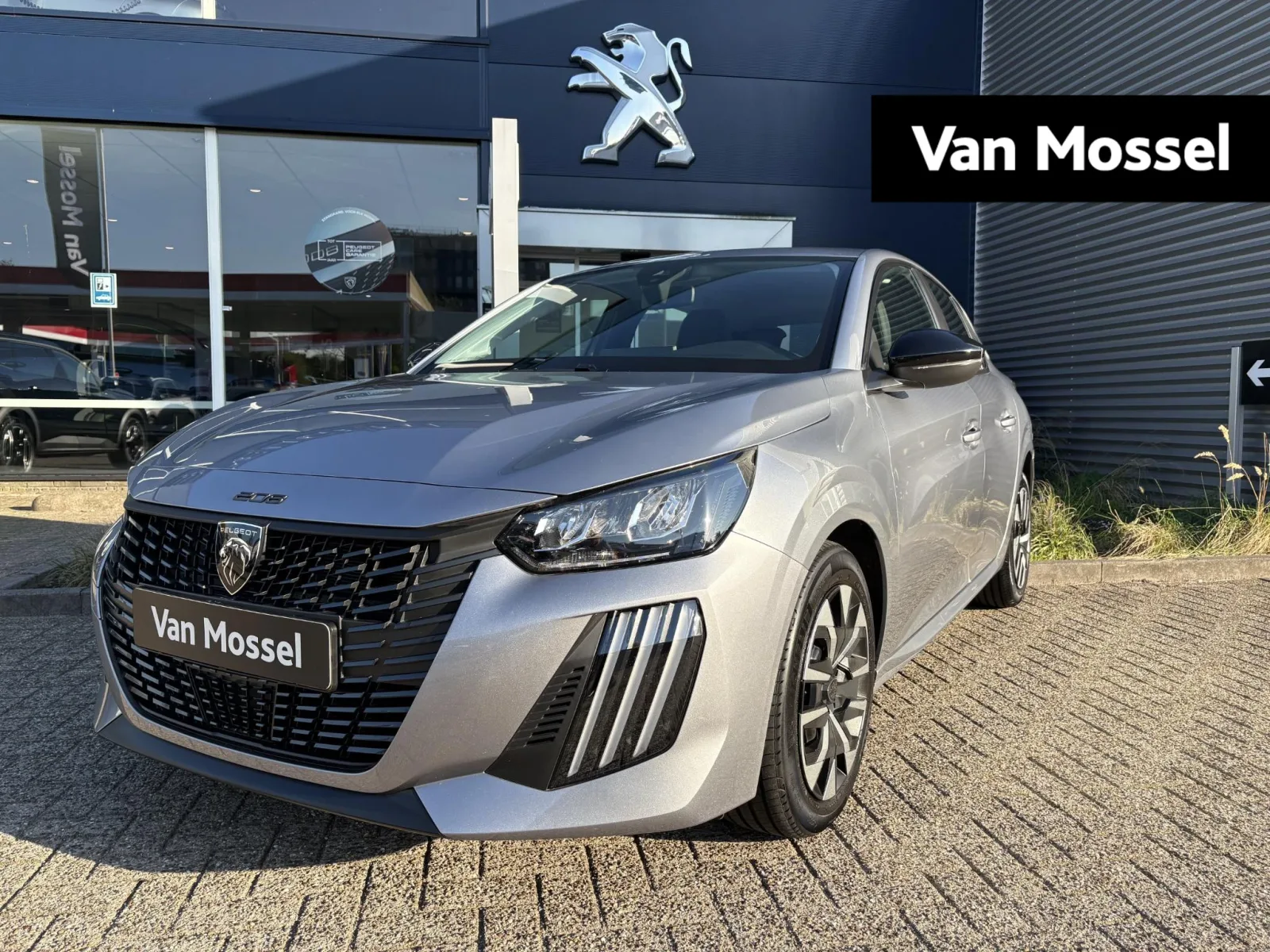 Peugeot 208 (2024) — foto 1