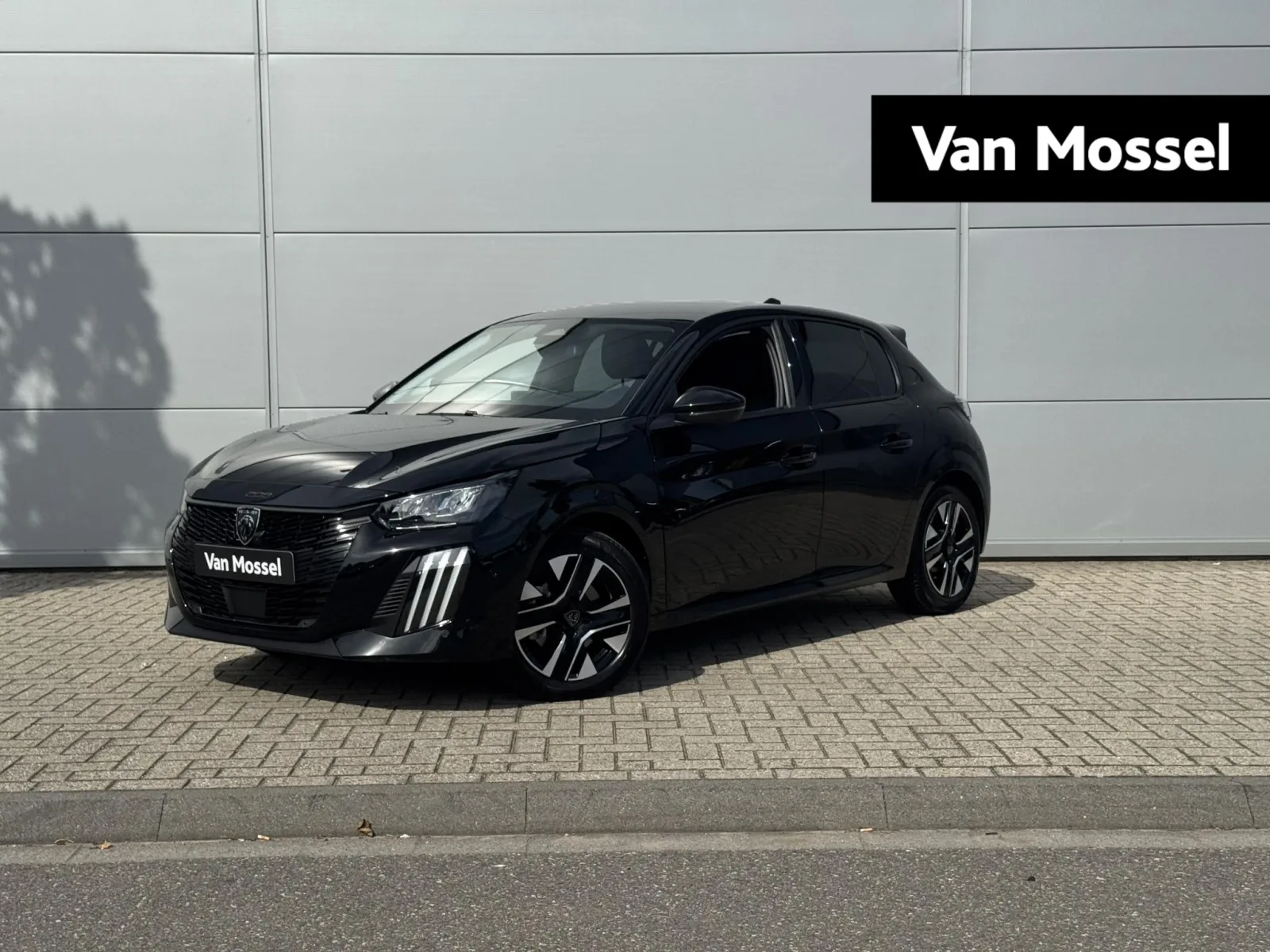 Peugeot 208 (2025) — foto 1