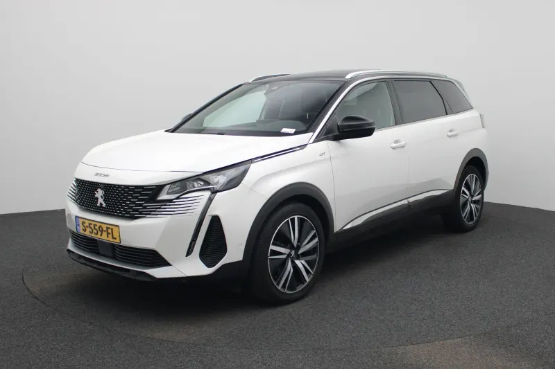 Peugeot 5008 (2023)