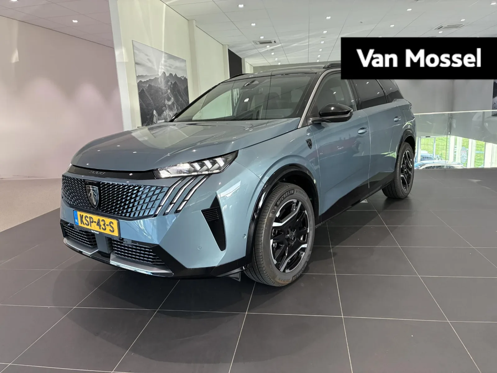 Peugeot E-5008 (2026) — foto 1