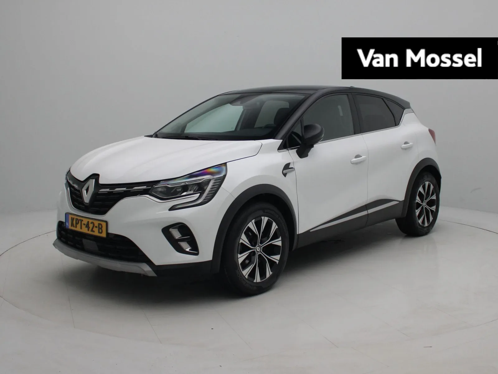Renault Captur (2023) — foto 1