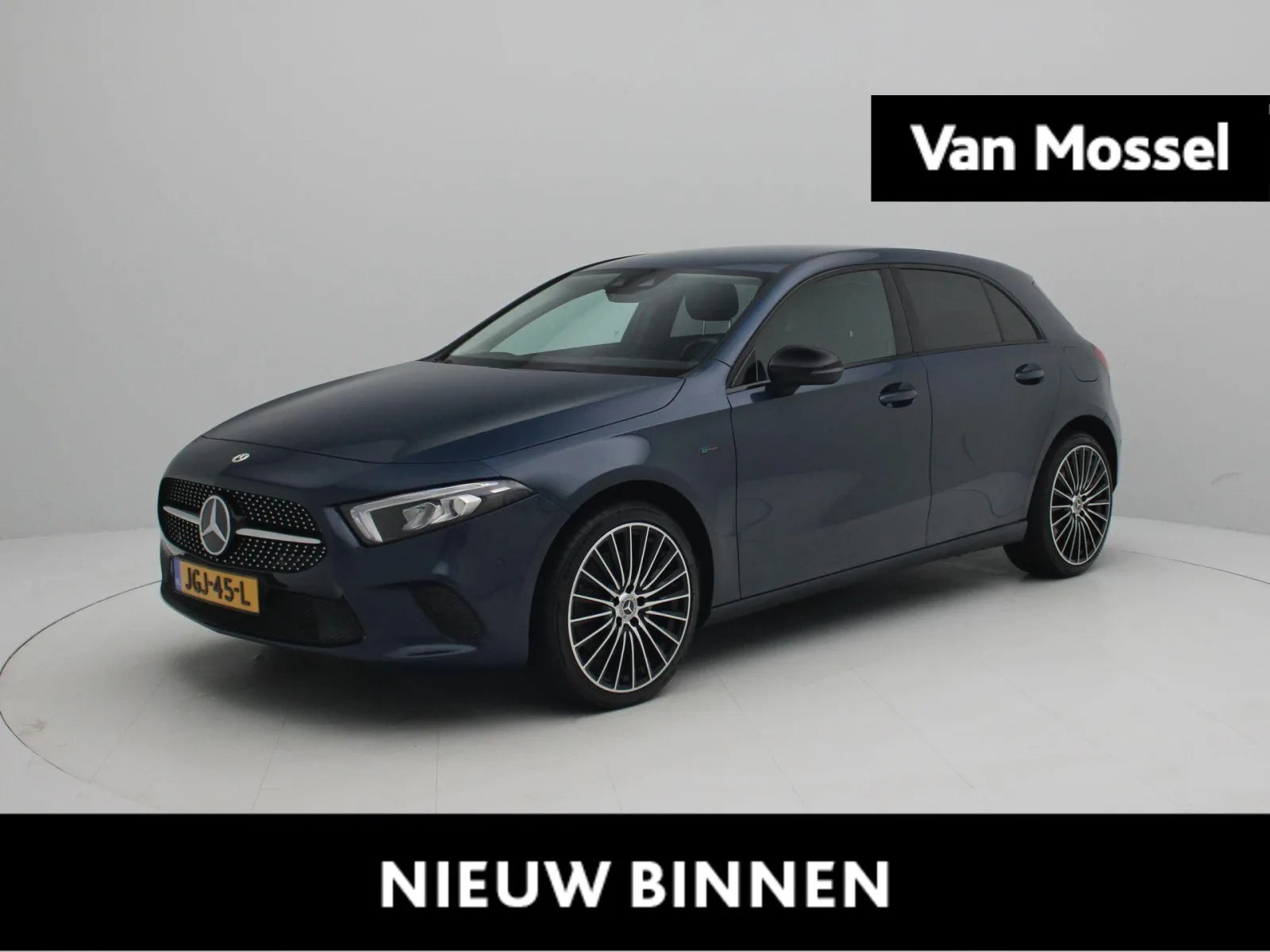 Mercedes-Benz A-Klasse (2021) — foto 1